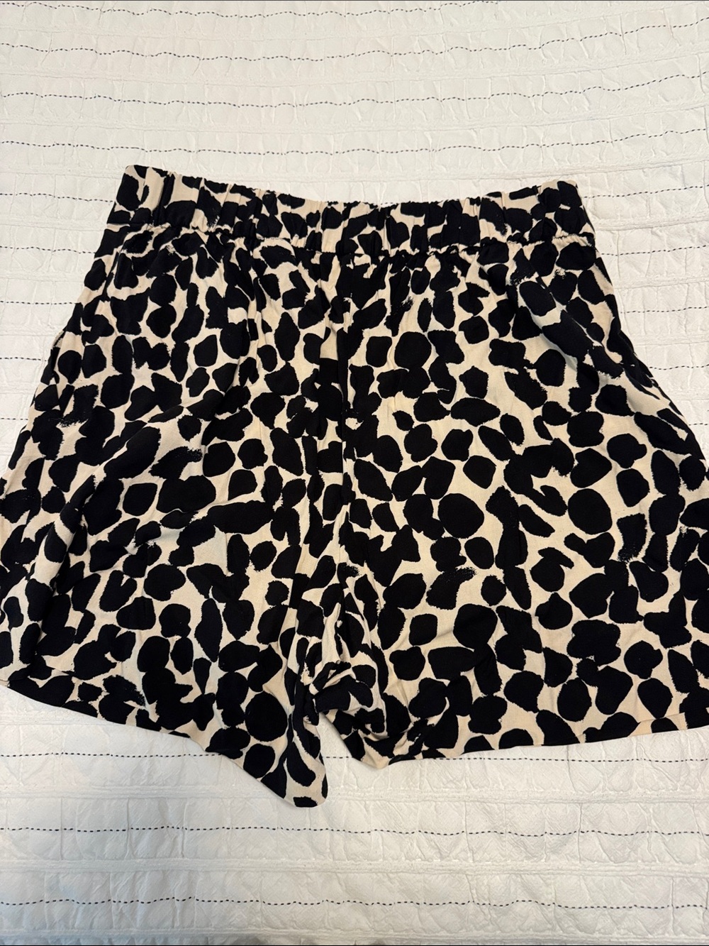 Black & Cream Leopard Print Skirted Shorts - Picture 3 of 5